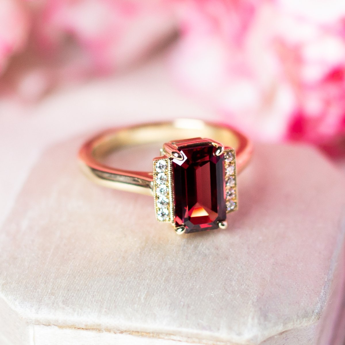 14K Yellow Gold Garnet and Diamond Ring