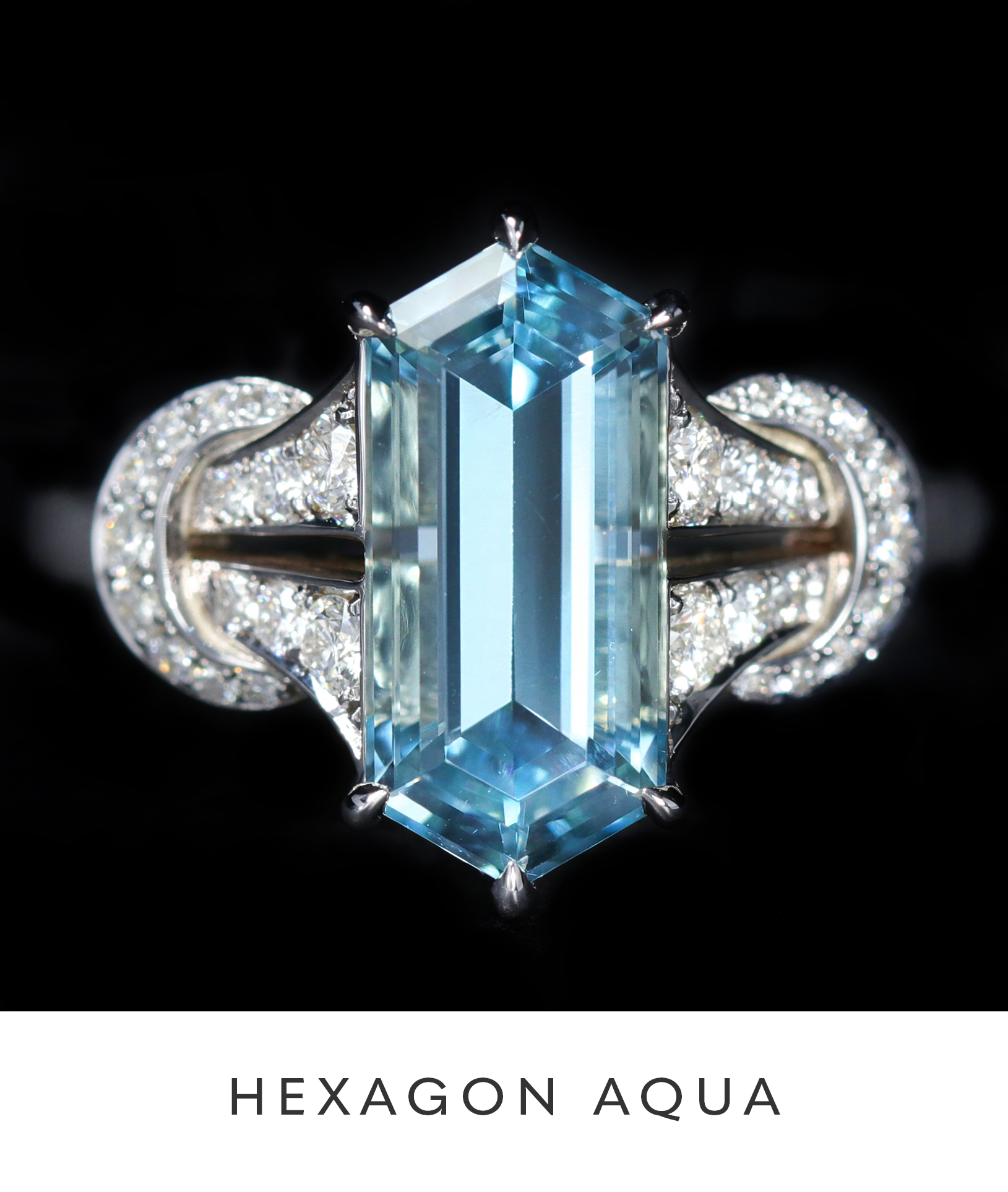 18K White Gold Aquamarine and Diamond Ring